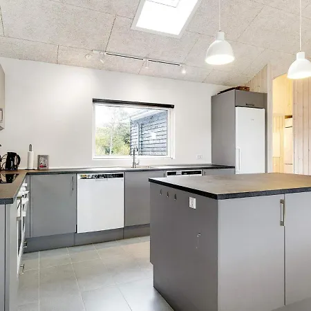 18 Person In * Ålbæk